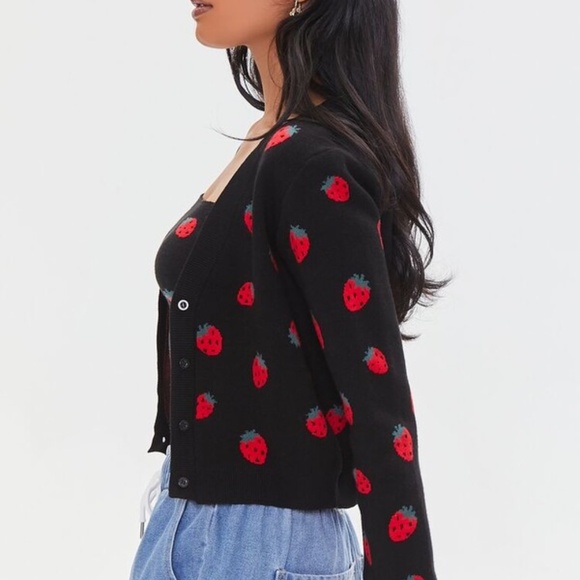 Forever 21 - Strawberry Cardigan Sweater & Crop Top Set Size 1X - Picture 5 of 5